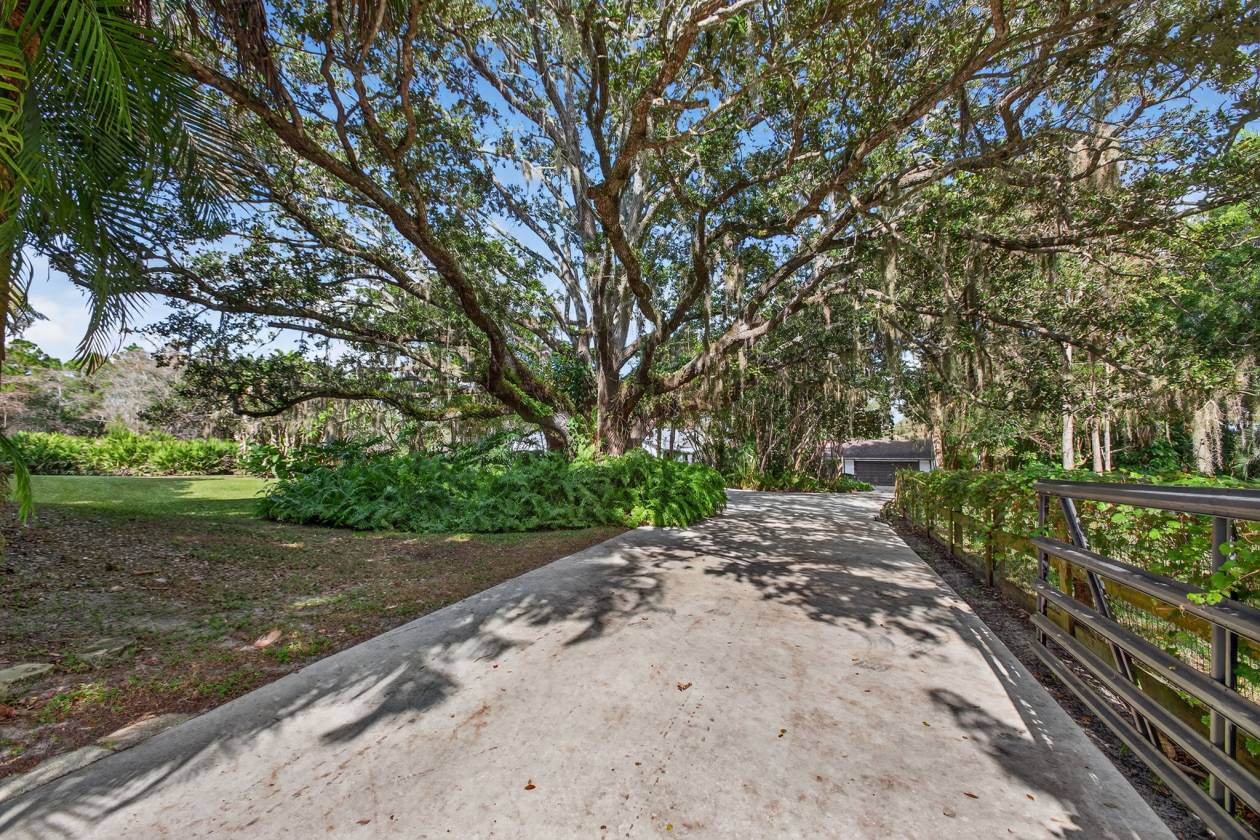 Gorgeous Multi-Faceted Equestrian Property