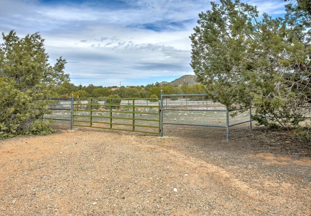 Inscription Canyon Ranch Horse Property Prescott, Yavapai County