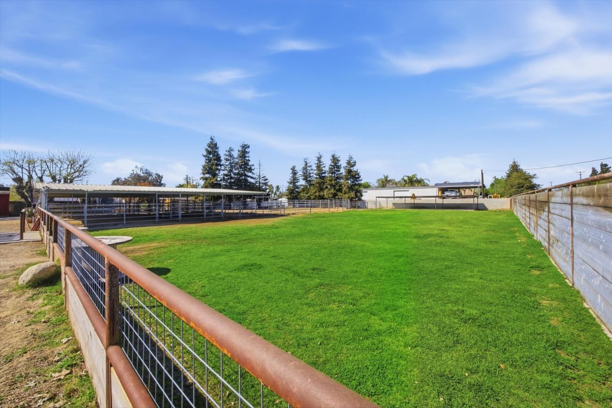 Turnkey 1-Acre Horse Setup w/ Mare Motel *County* - photo 19