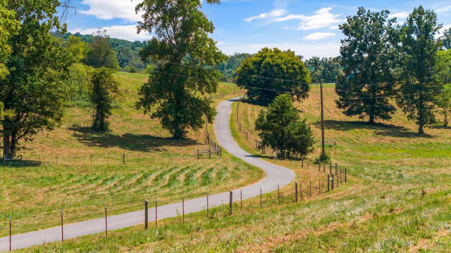 50 Acre Farm | Luxury Home + Equestrian Business - photo 28