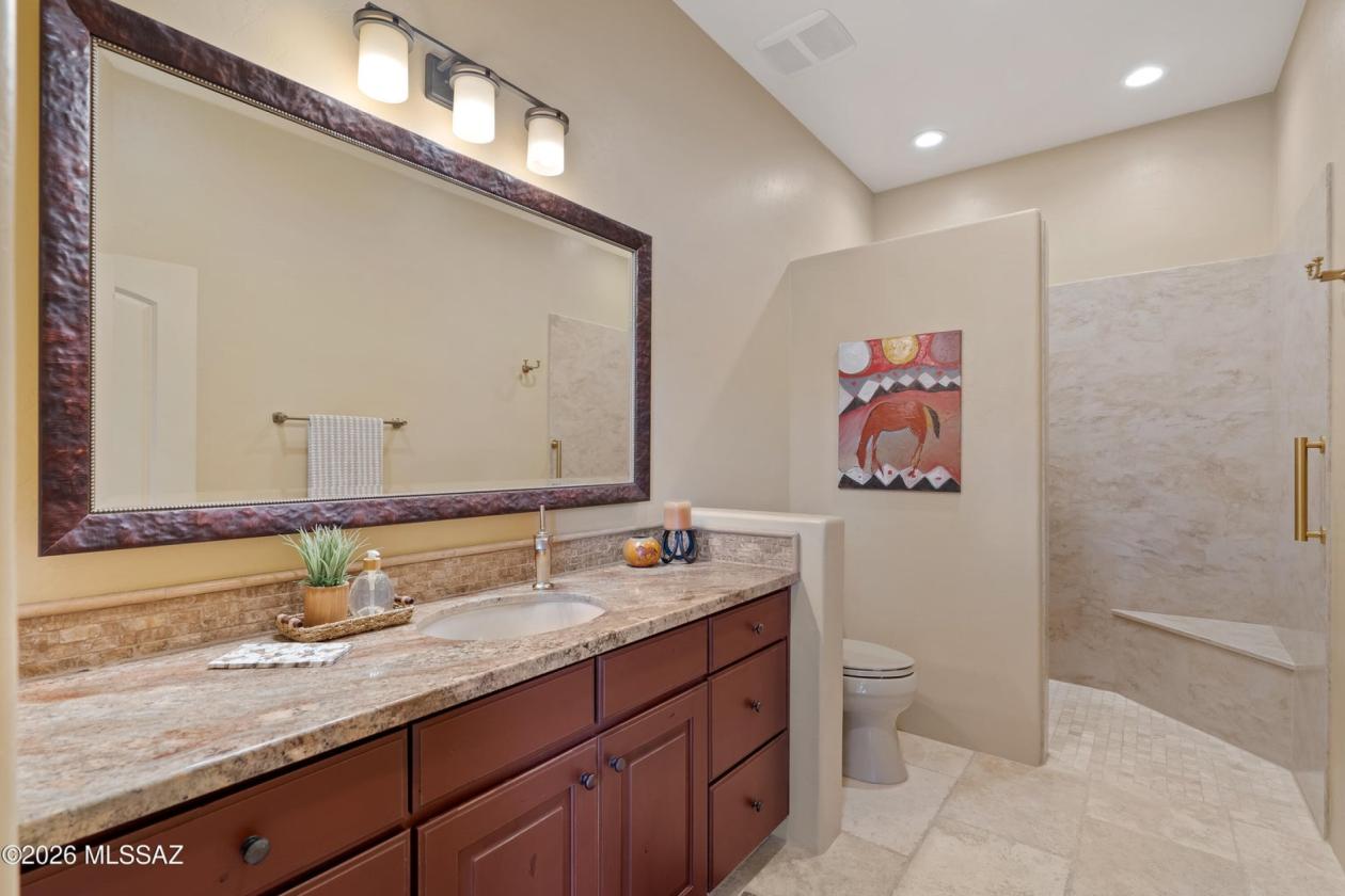 Private Ranch Estate with Stables - photo 17