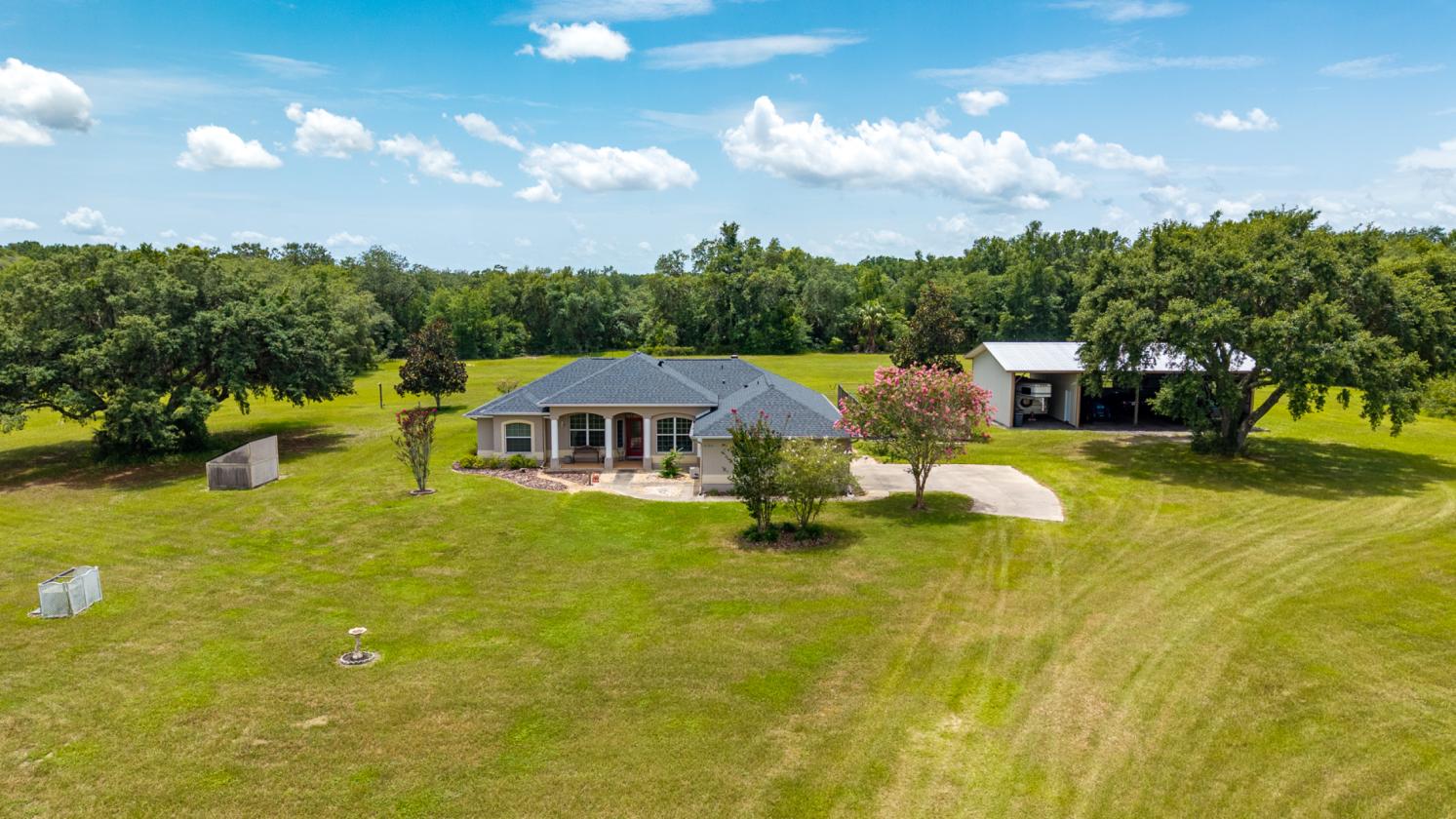 20 ACRE EQUESTRIAN PARADISE WITH NO HOA - photo 1