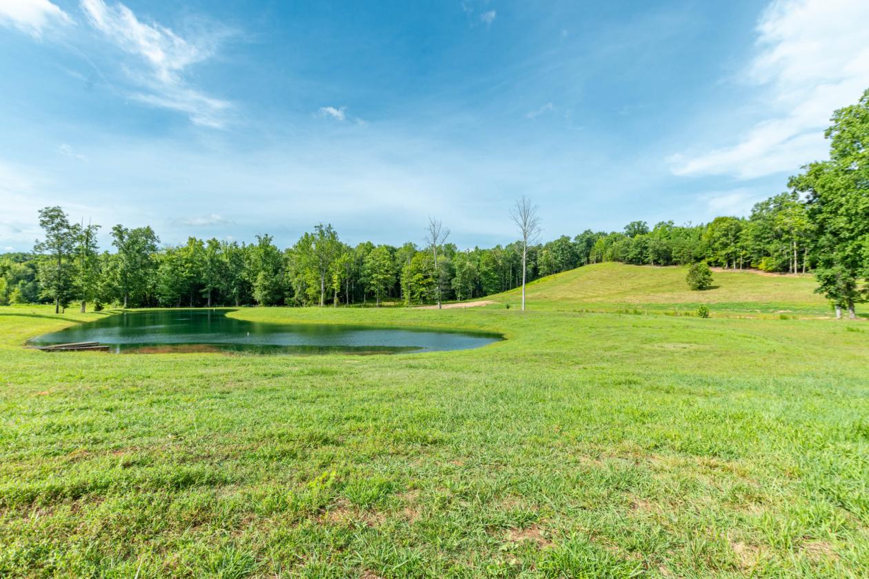 FANTASTIC EQUESTRIAN PROPERTY - photo 22