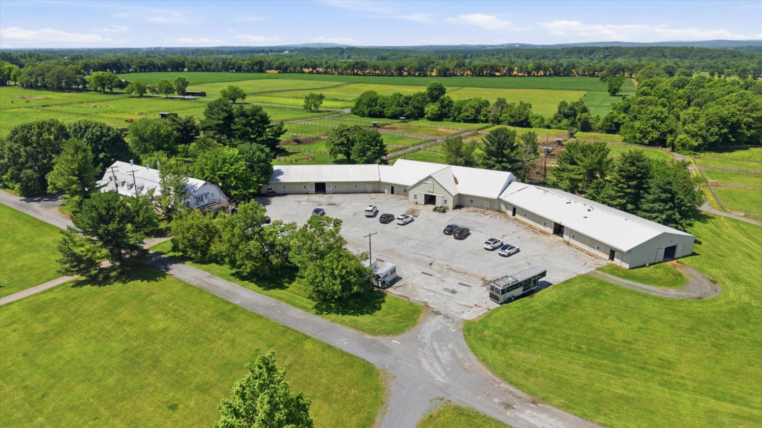 Commercial Horse Farm - photo 2