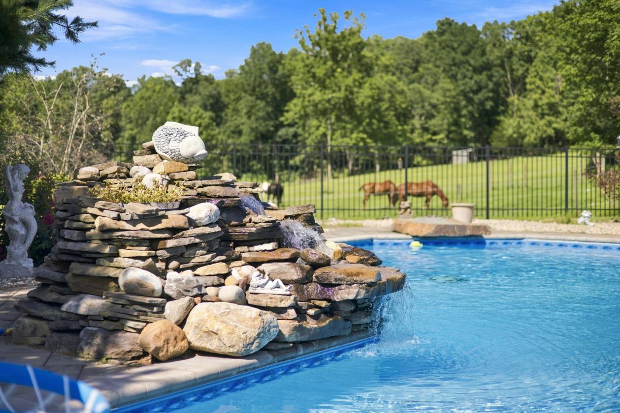 Equestrian Haven: Pool, Barns, Paddocks & More - photo 26