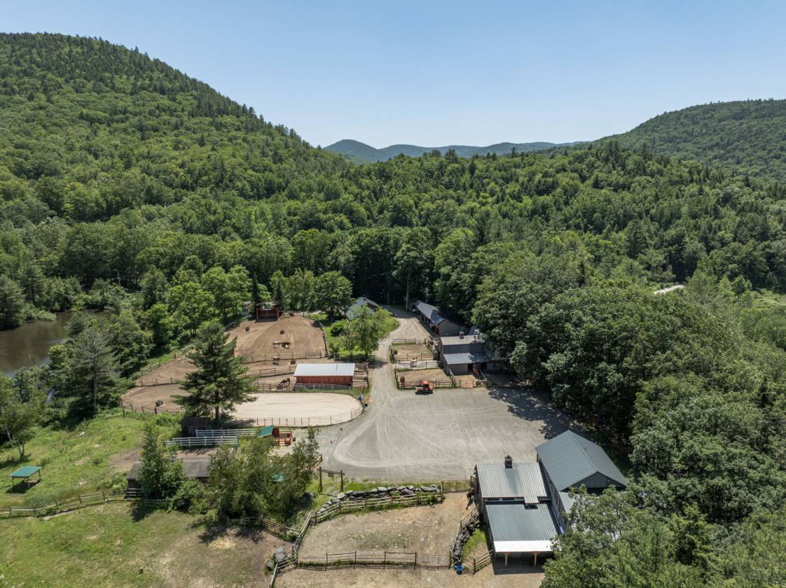 Horse Property for sale.