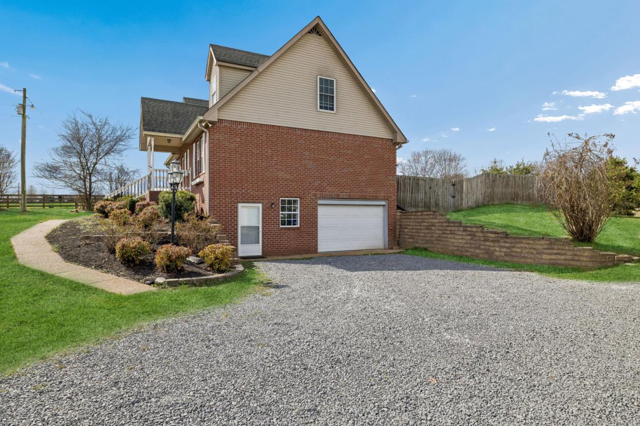11-acre Horse or Hobby Farm with 5 stall barn - photo 3
