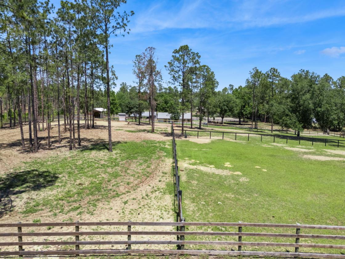 Turnkey Equestrian Retreat near Ocala - photo 12