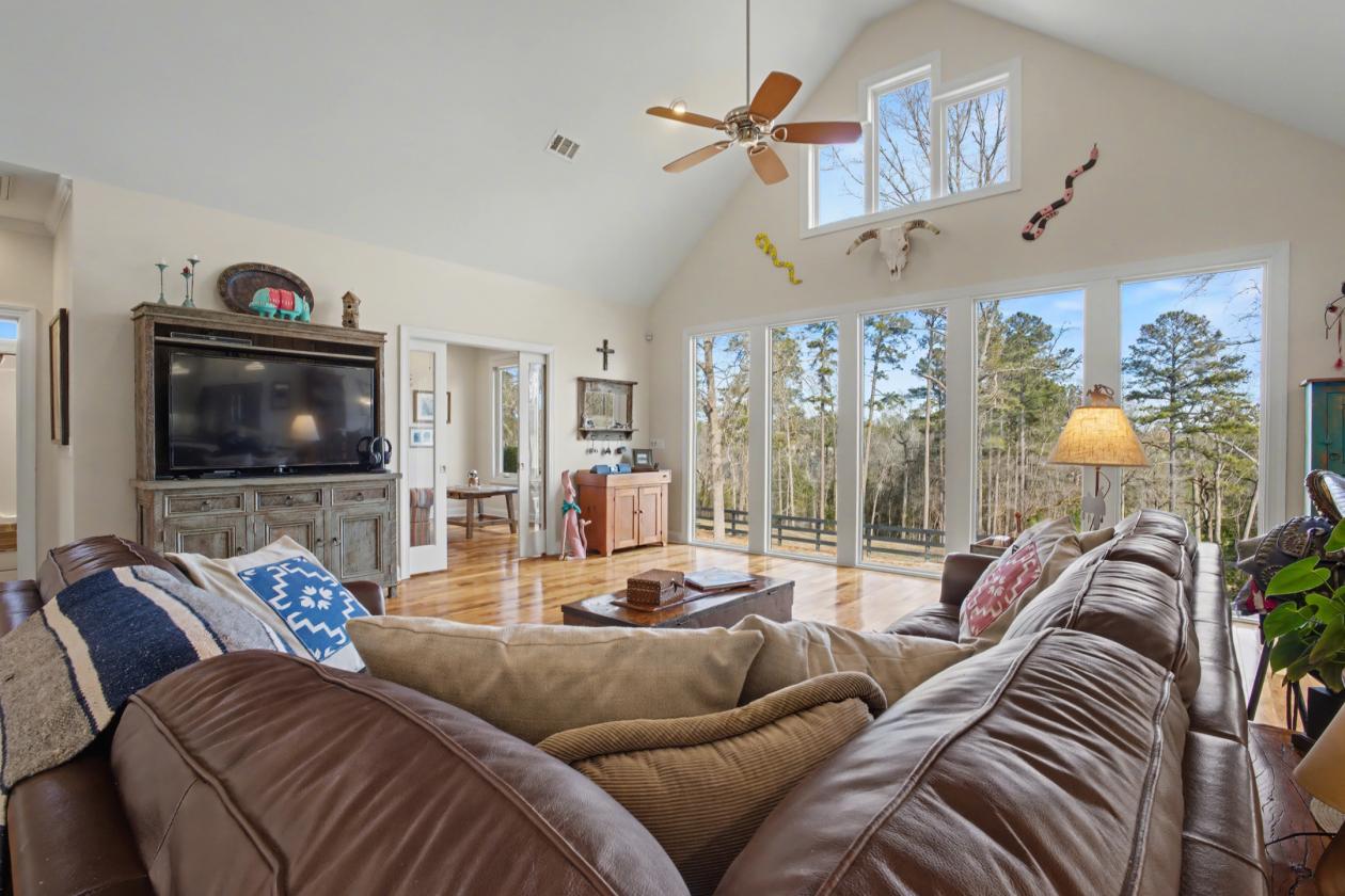 The total package horse property - photo 9