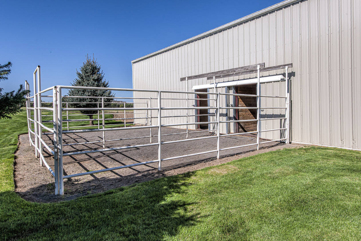 Horse Property with Views Walla Walla, Walla Walla County
