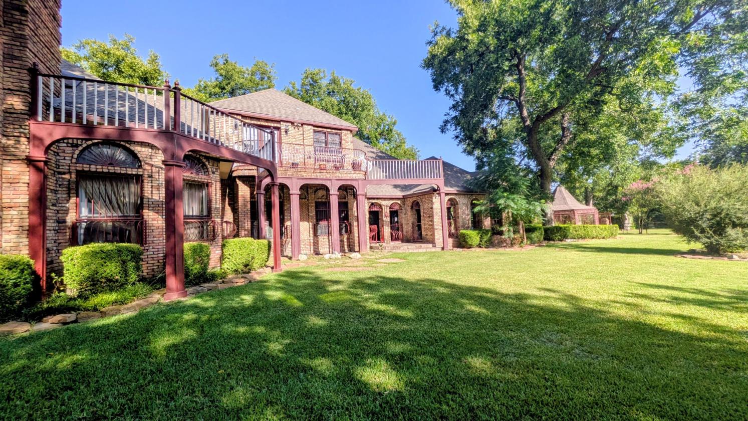 Equestrian Equestrian on 9.7 Acres - photo 1