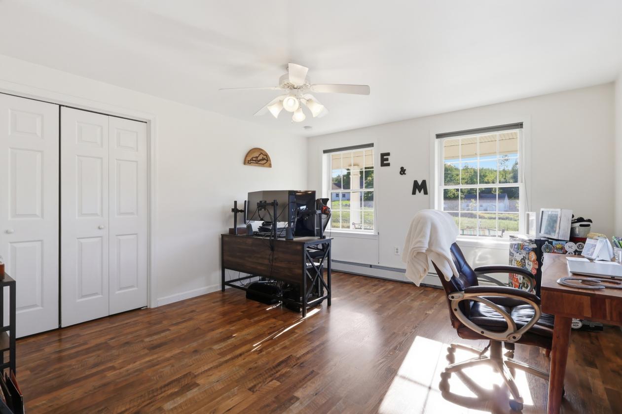 6 Acres, 3 Pastures & A Home That Has It All - photo 12