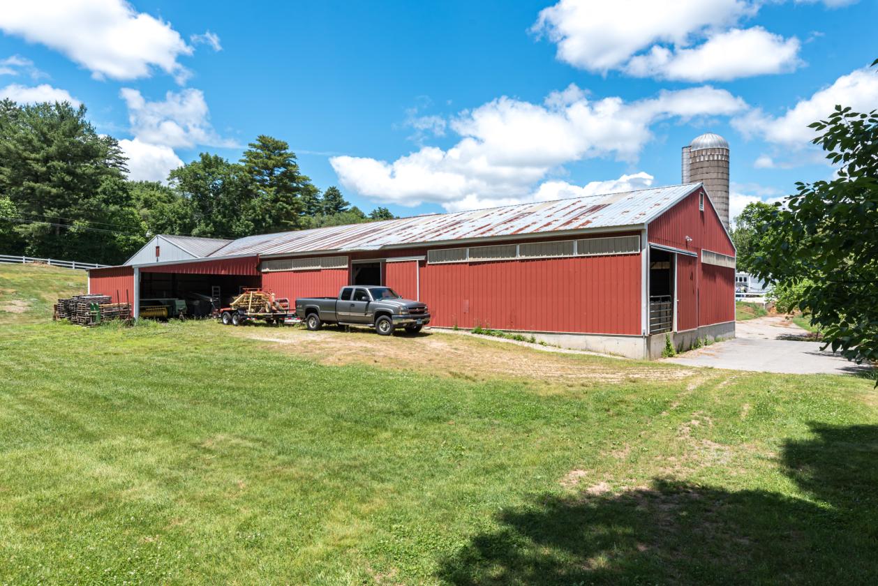 Thriving Equestrian Facility - photo 12