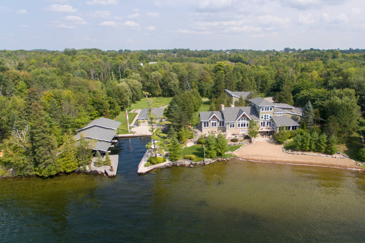 ONTARIO CANADA - 7 ACRE WATERFRONT RETREAT - | Kawartha Lakes, Kawartha ...