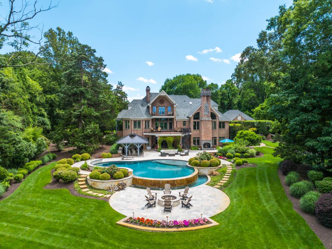 Horse Property for sale.