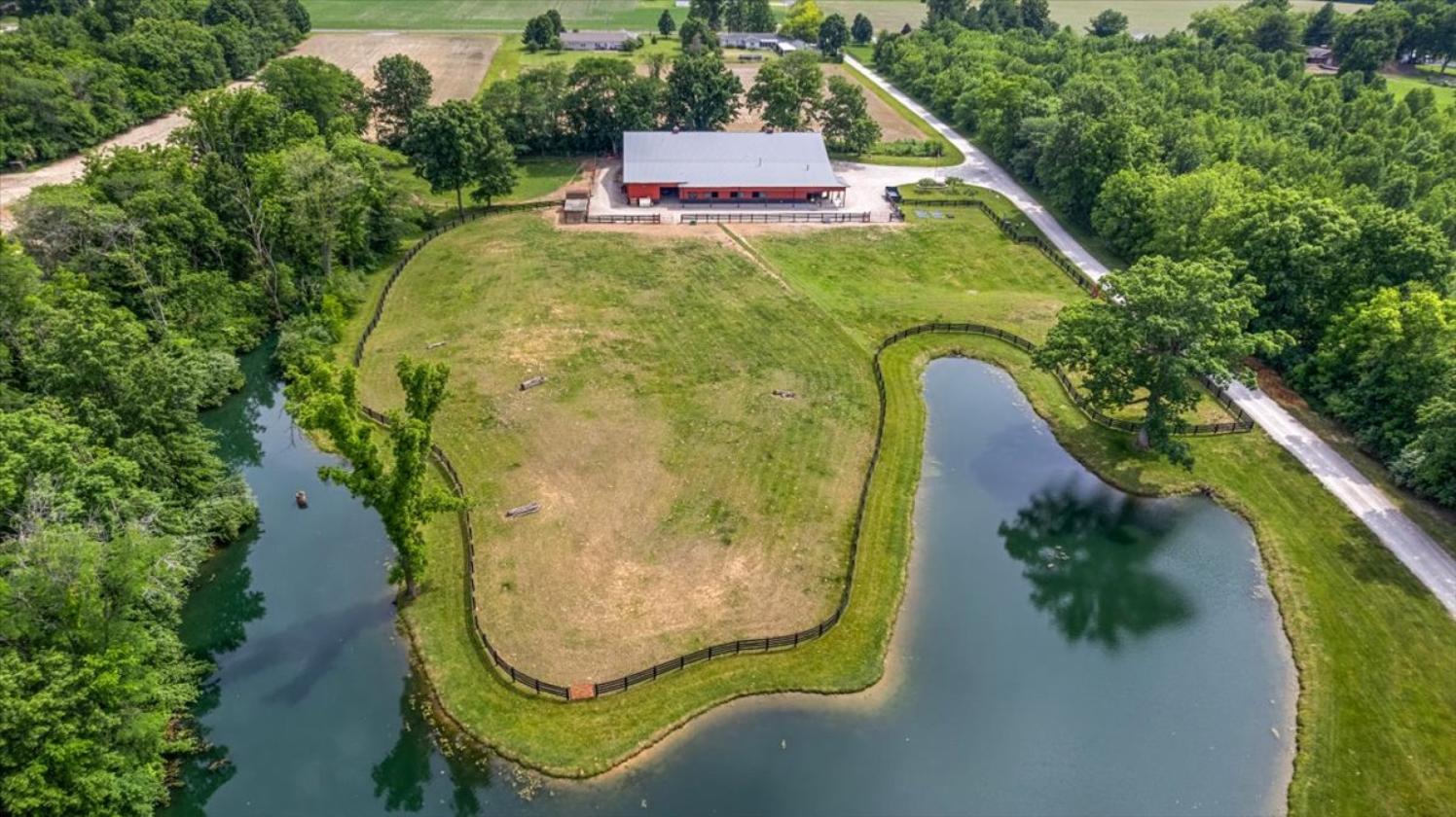 14.3 Acre Equestrian Estate | Indoor Arena | Ponds - photo 4