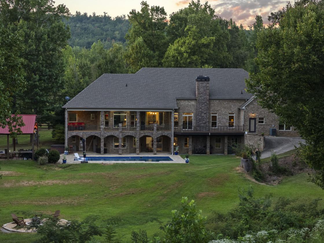 Luxury Horse Estate | Pool & Mountain Views - photo 4