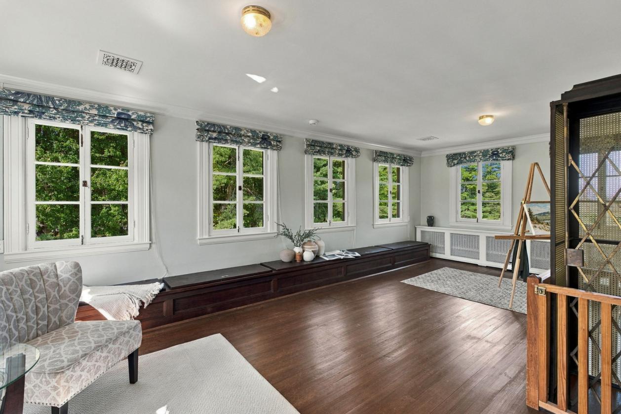 7.66 Acres, 4-Bay Garage & Mt. Monadnock Views - photo 21