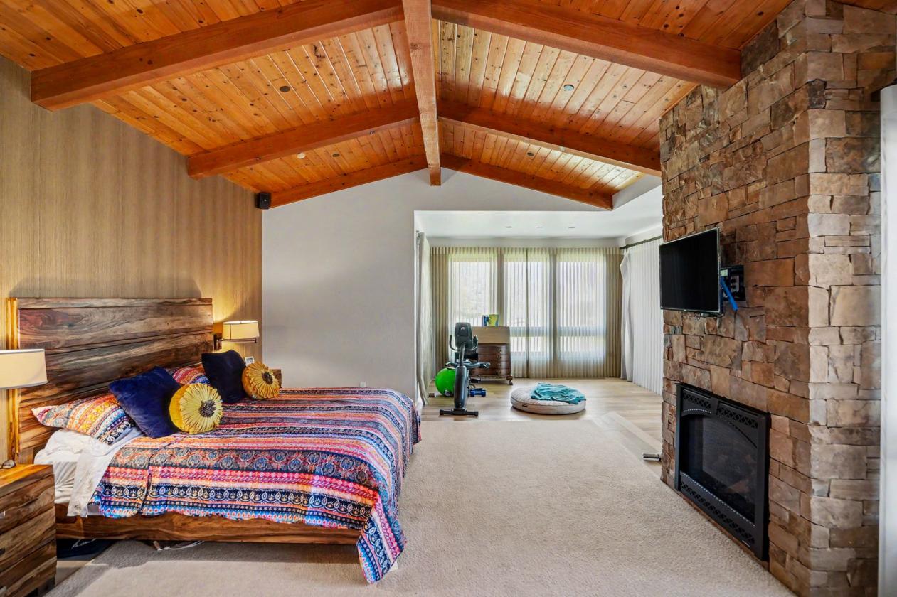 Sensational Equestrian Estate! - photo 15