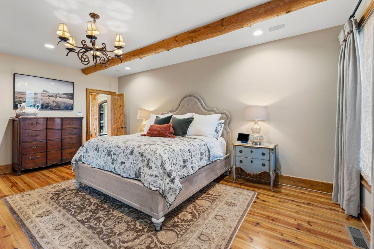 Luxury Equestrian Estate On 48 Acres - photo 18