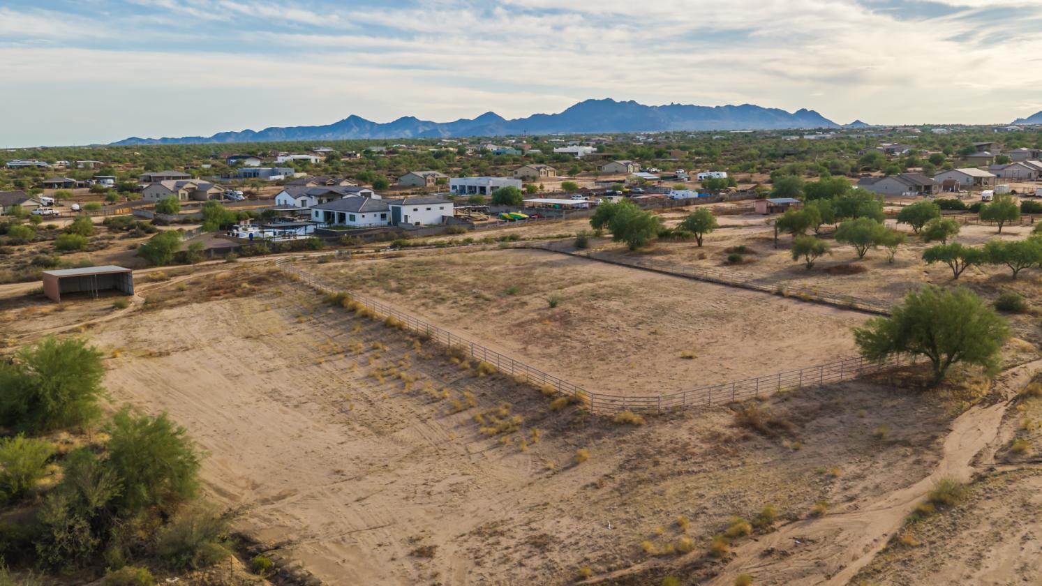 10-AC Luxury Equestrian Estate w/ Panoramic Views - photo 12