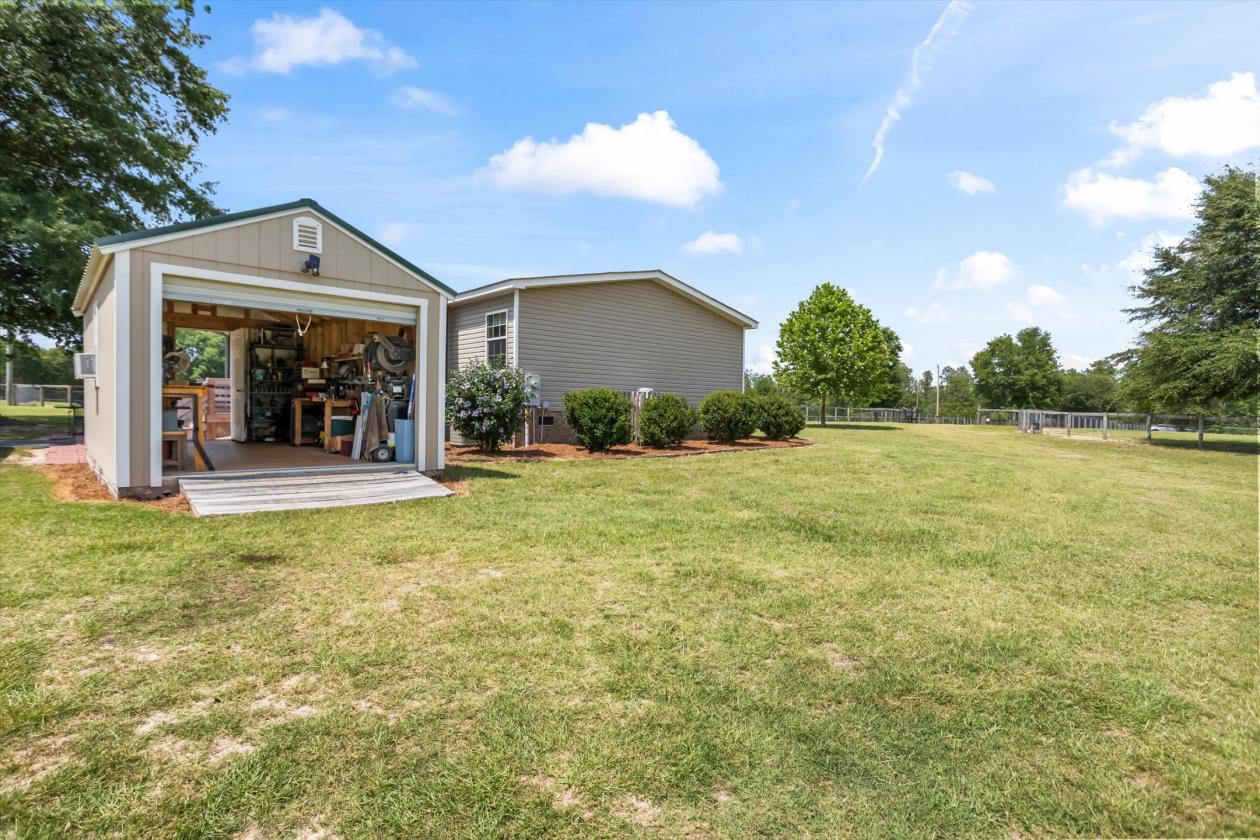 6 Stall on 10+ Acres in Aiken County - photo 12