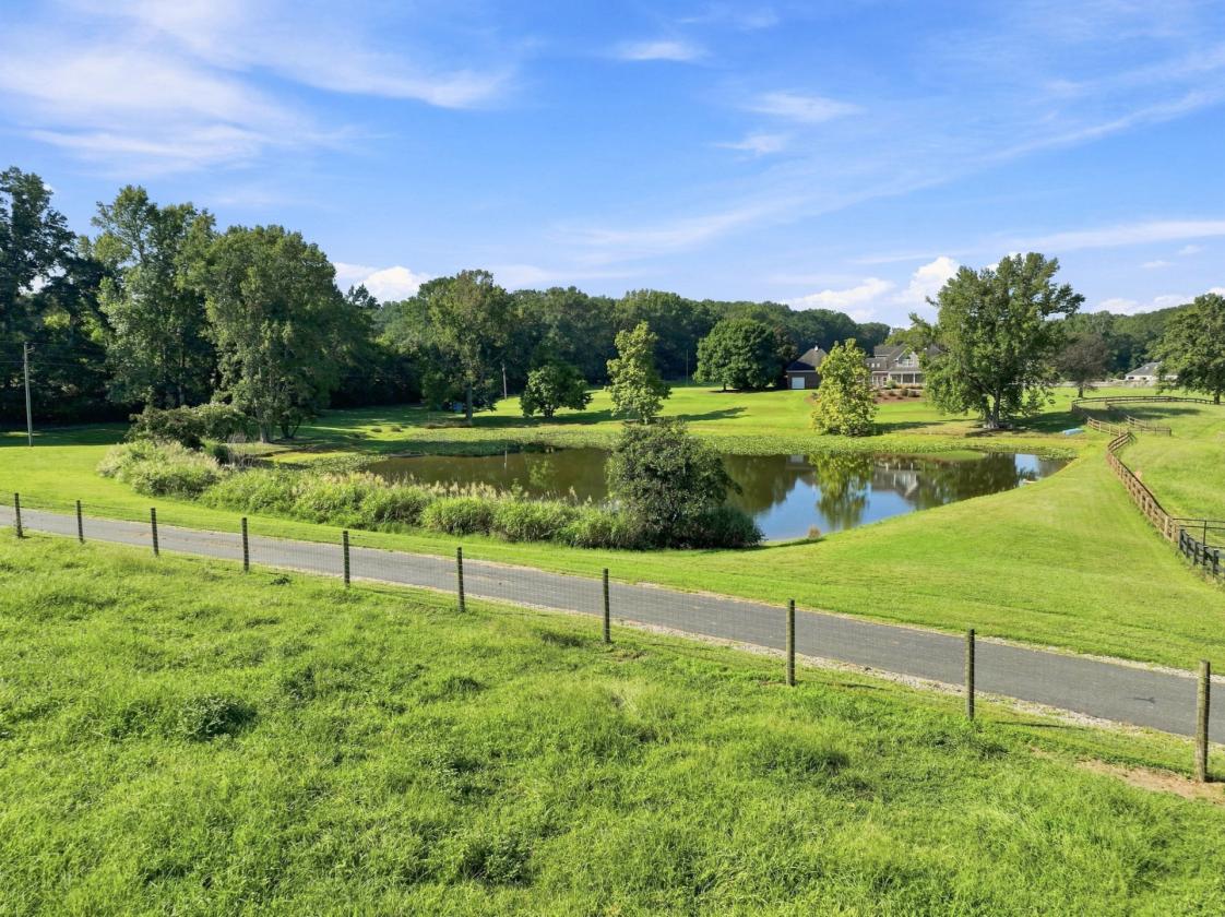 Luxury Estate Home 23 acres Lake Barn Pasture - photo 29