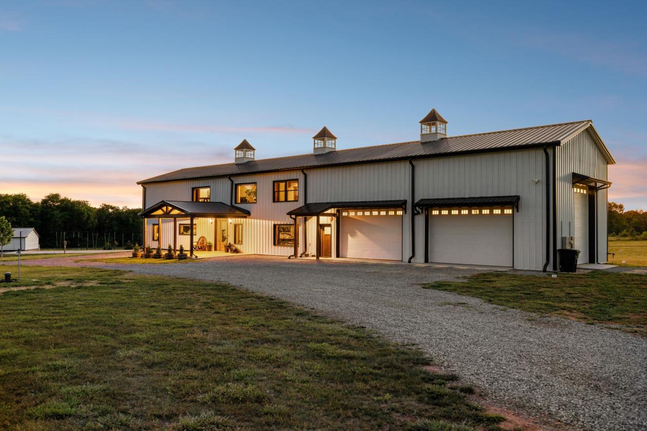 Private Estate with Barndominium - Horse Haven! - photo 1