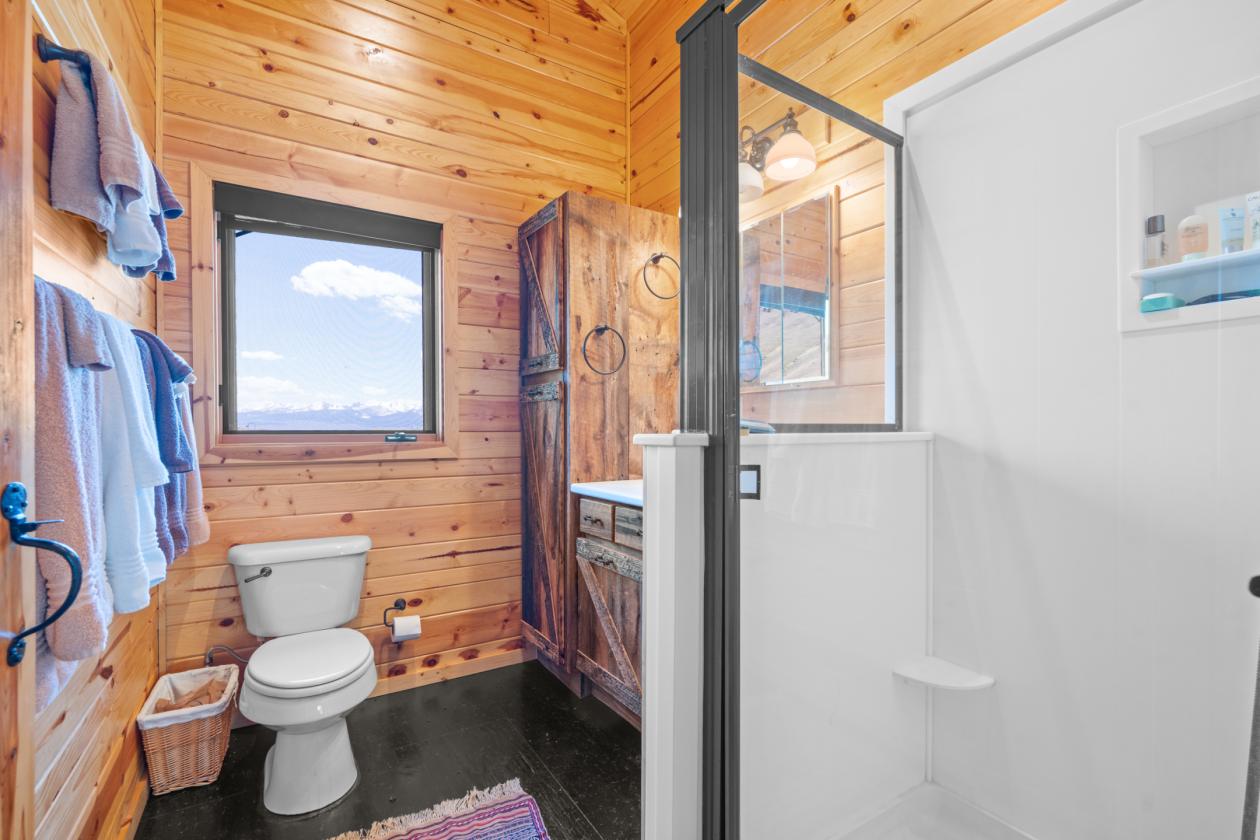 Private Idaho Retreat on 325 acres! - photo 29