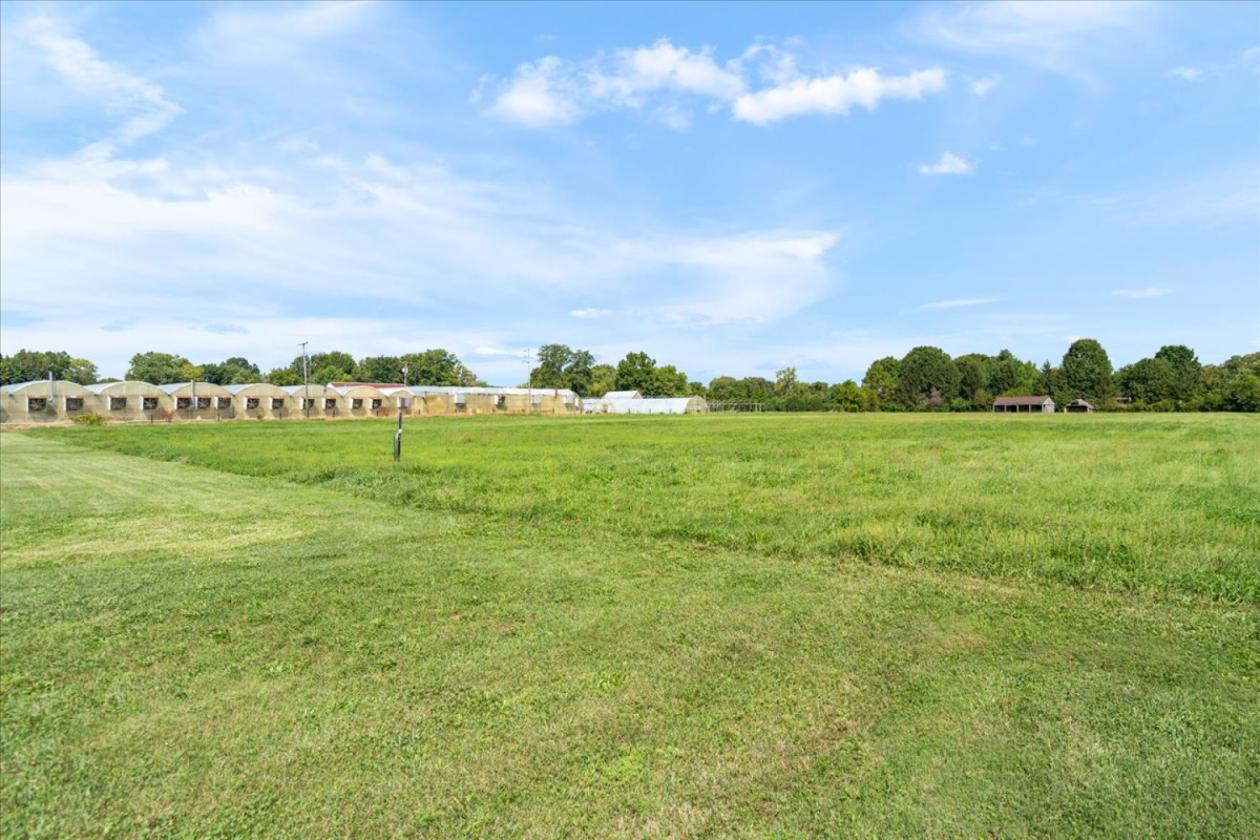 Horse Property Auction: 9.82± Acres, Two Barns - photo 30