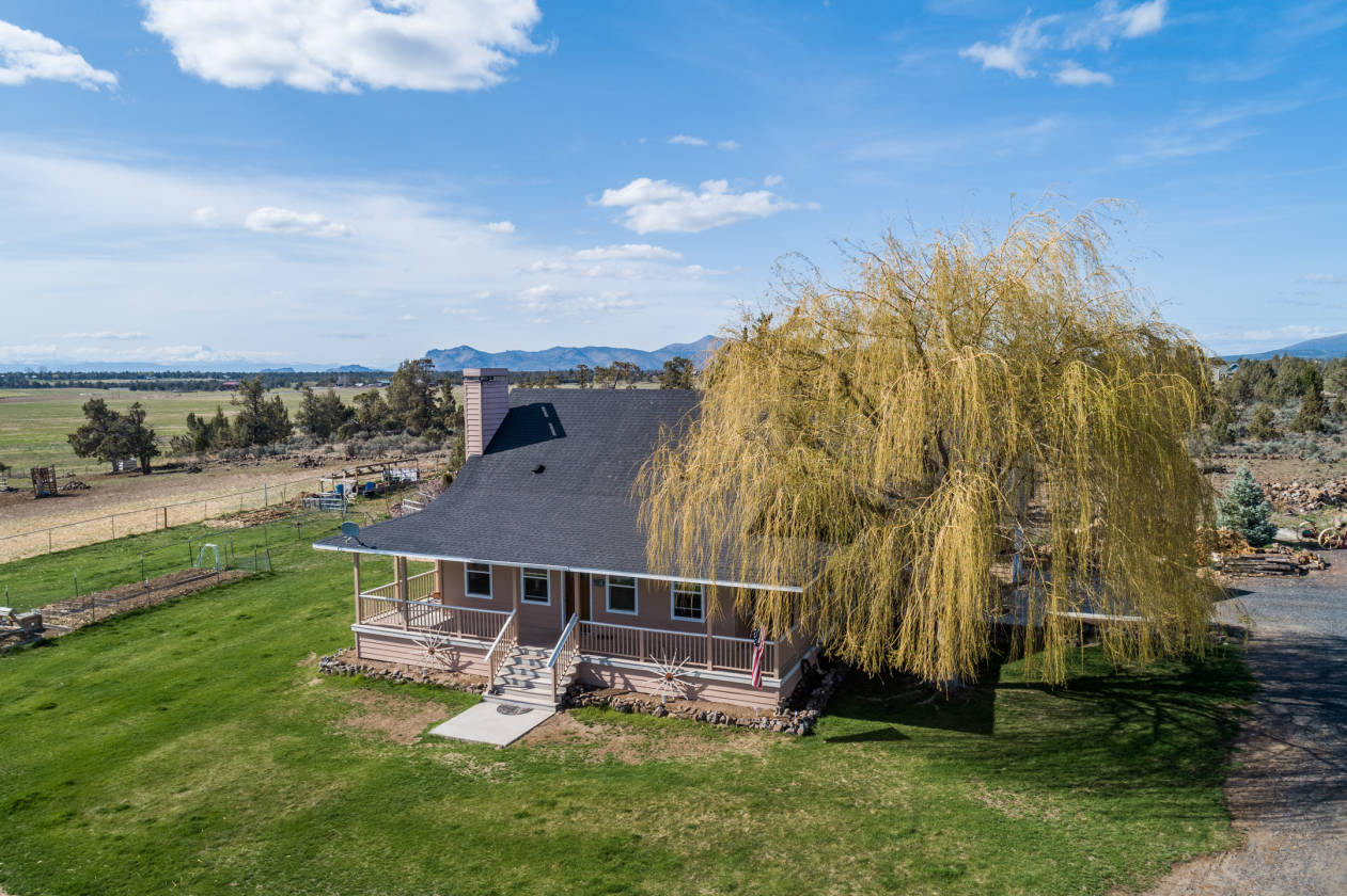 5 Acre Horse Property in Powell Butte, OR with Expansive... | Powell Butte, Crook County, Oregon ...