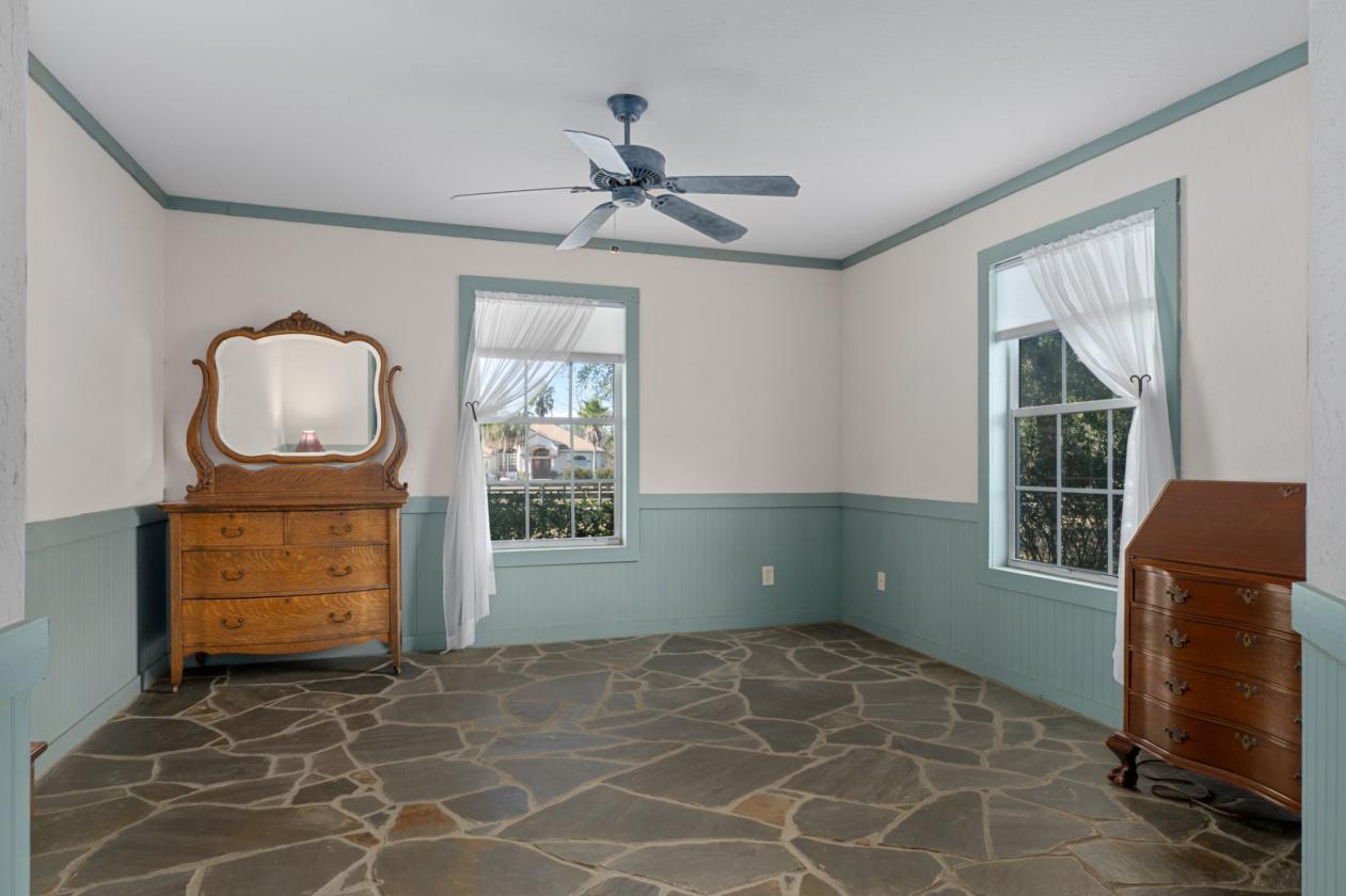 A Rare Equestrian Retreat in Pine Ridge Estates - photo 14