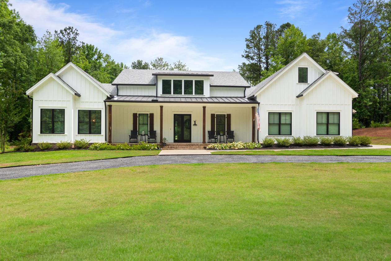 Blalock Lakes' Premier Equestrian Estate - photo 1