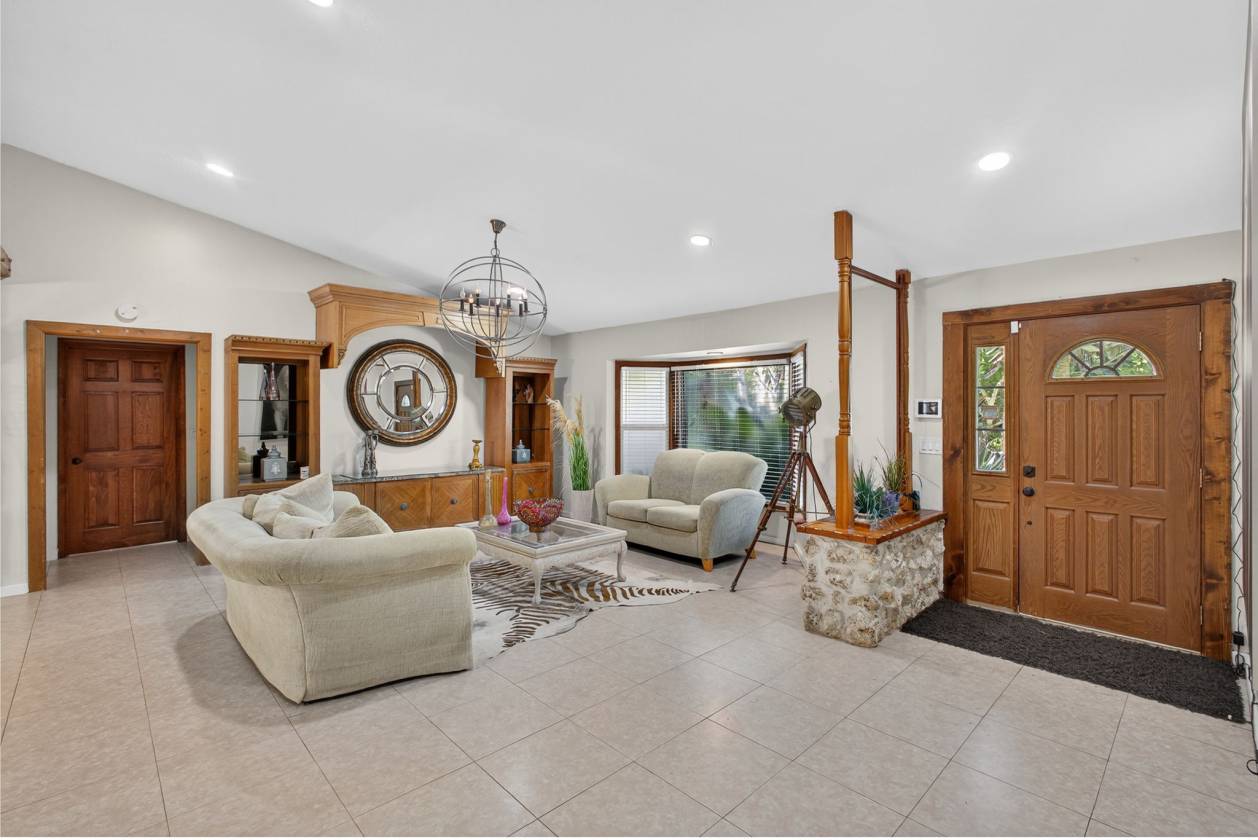 Gorgeous Multi-Faceted Equestrian Property - photo 7