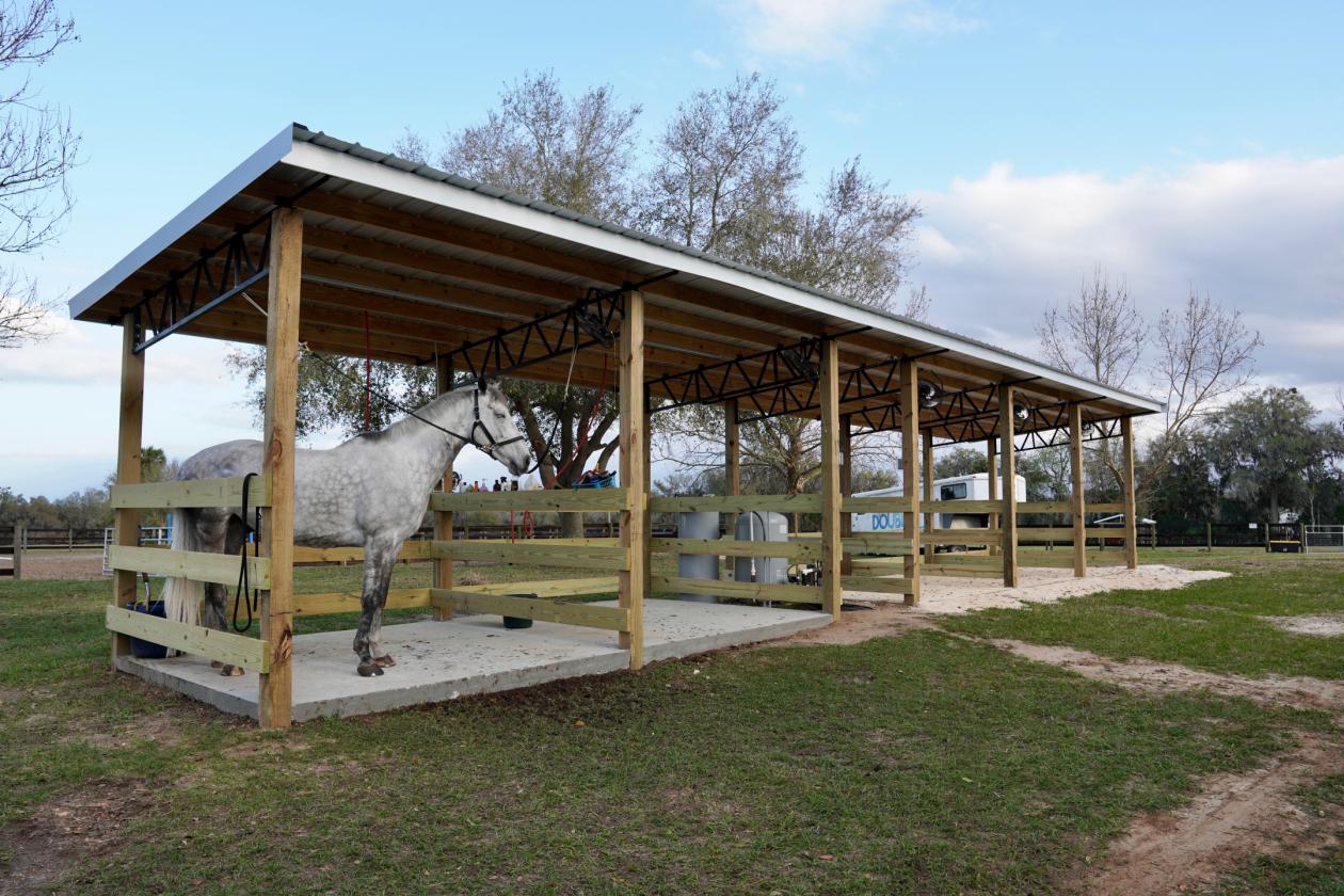 A picture-perfect equestrian estate - photo 19