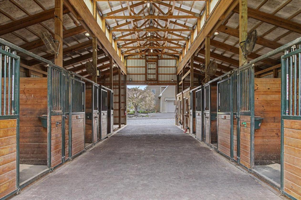 10 Acre Turnkey Hunterdon Equestrian Estate - photo 6