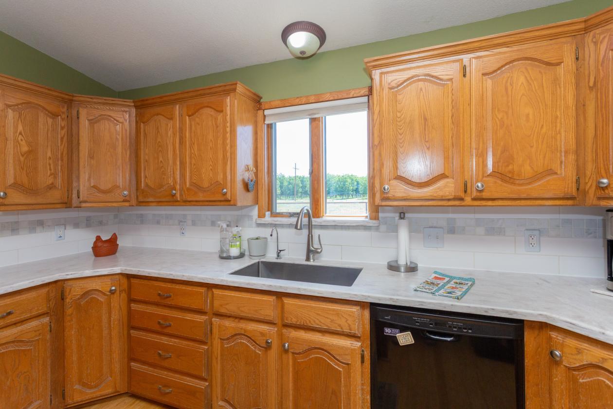 Equine enthusiasts dream property! - photo 22