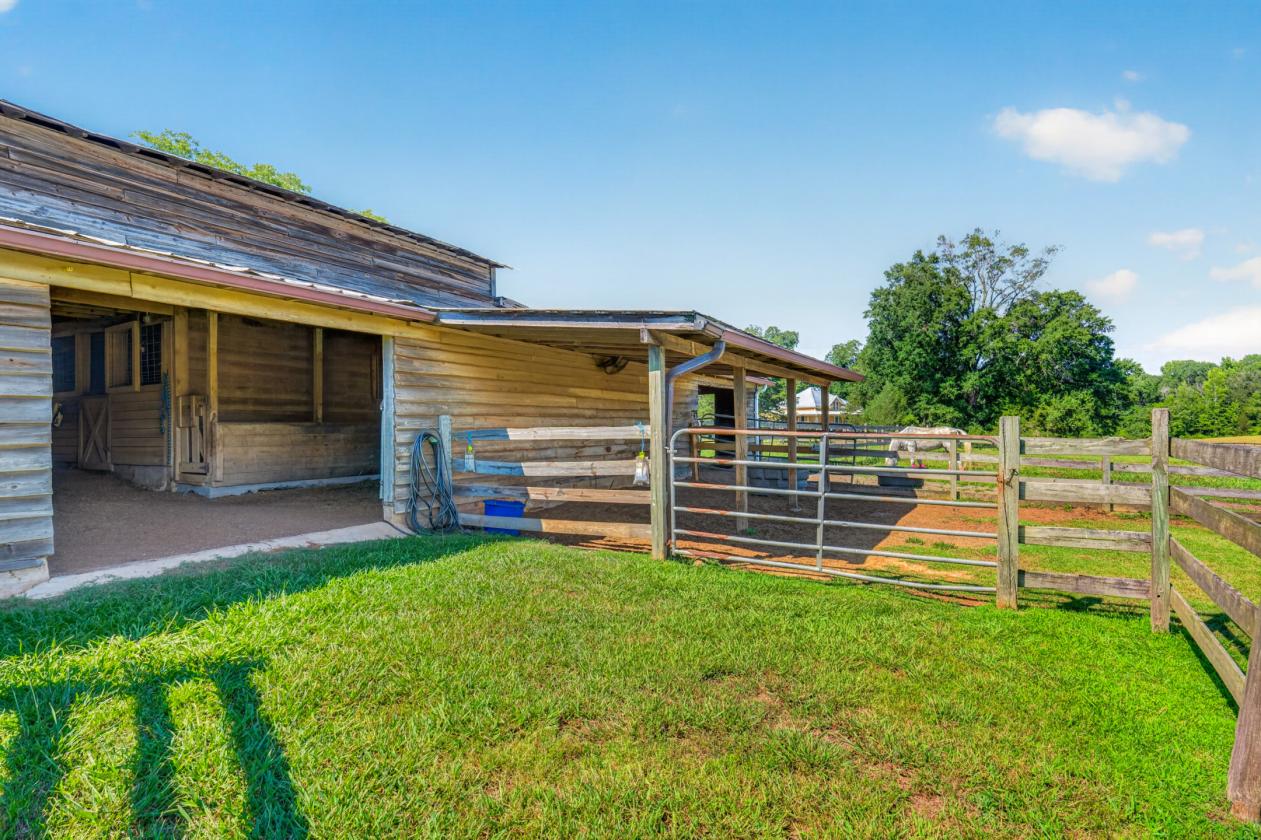 62+ Ac. Horse Property for Sale with Amazing Views - photo 19