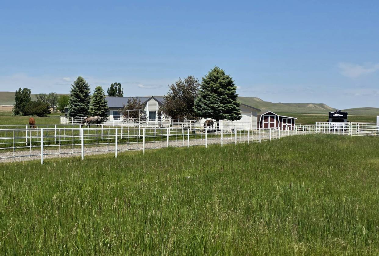 Horse Property for sale.