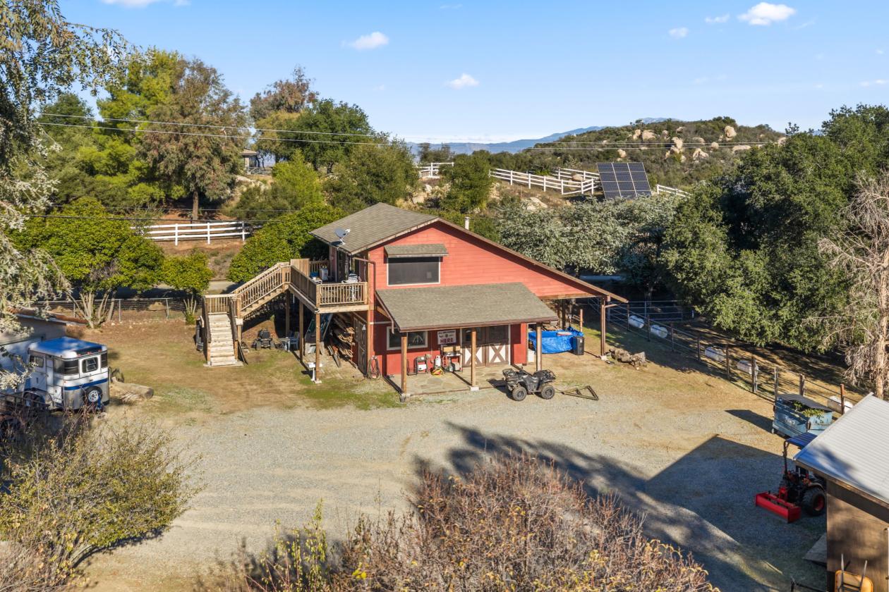 Horse Ranch in Ortega Mountian - photo 12