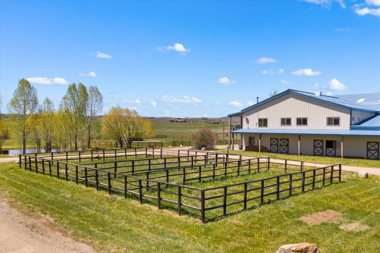 Zen Ranch with Indoor Riding Arena - photo 14