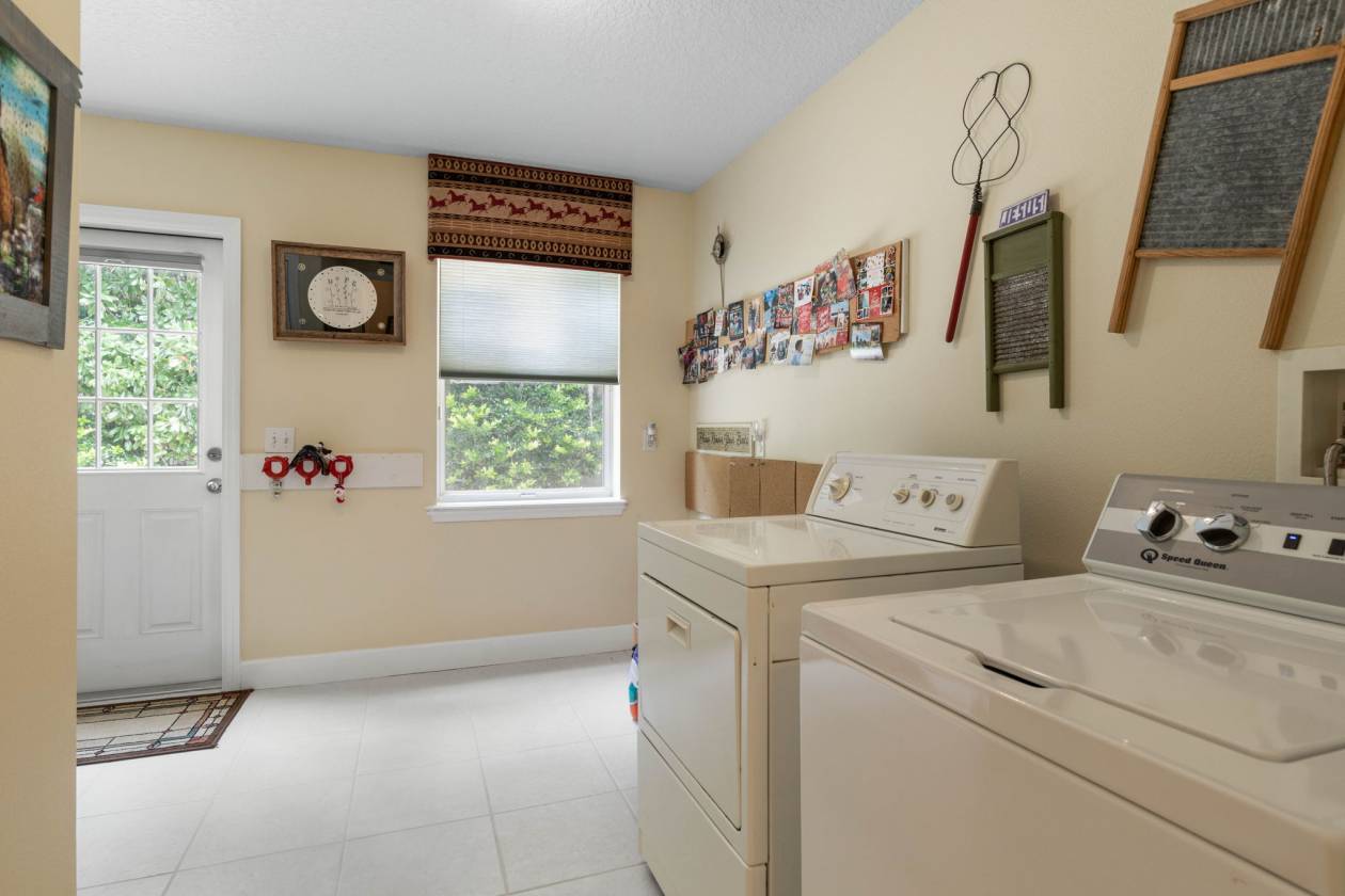5011 John Anderson Hwy - photo 17