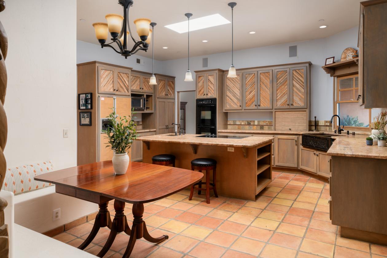 Rancho Santa Fe Lifestyle. County Freedom. No HOA. - photo 13