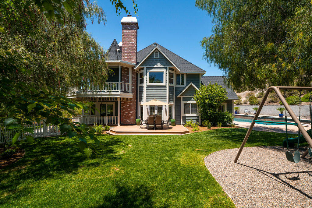 Stunning Vasquez Canyon Estate Santa Clarita, Los Angeles County