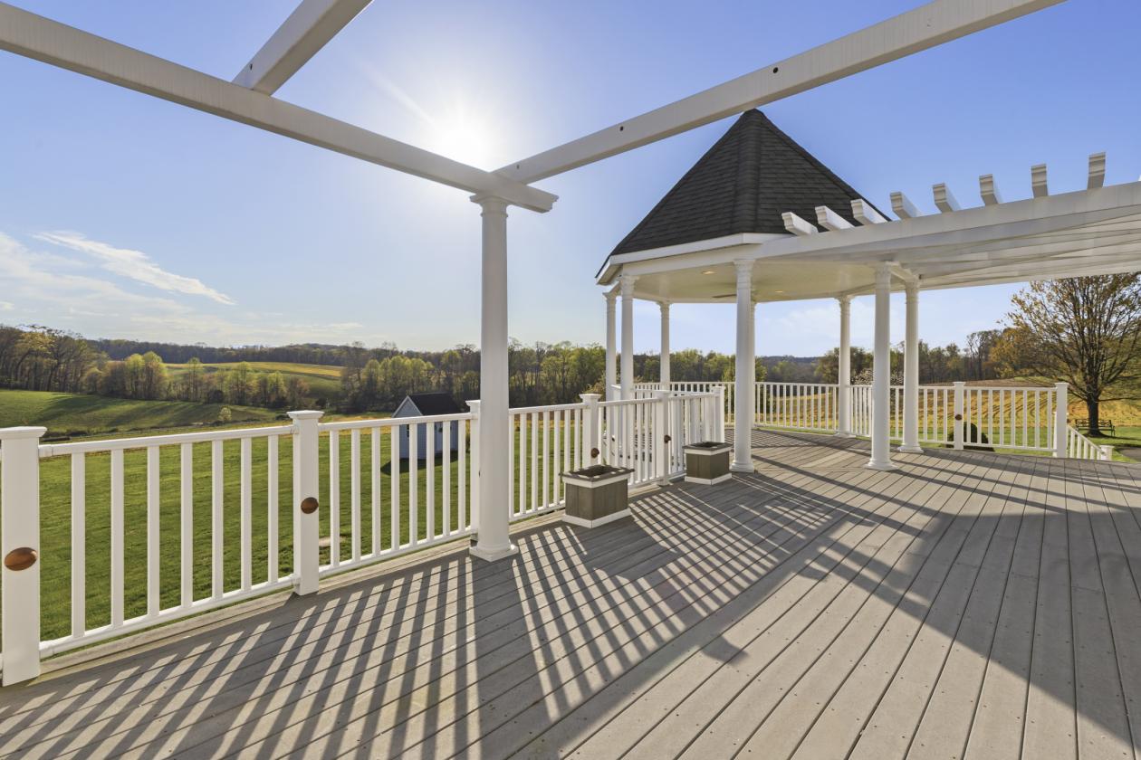 World-Class 115-Acre Luxury Farm Estate - photo 14