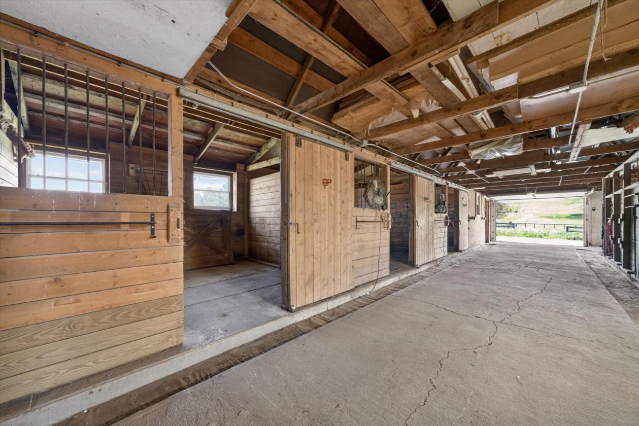 Equestrian Mini Estate in Goshen - photo 20