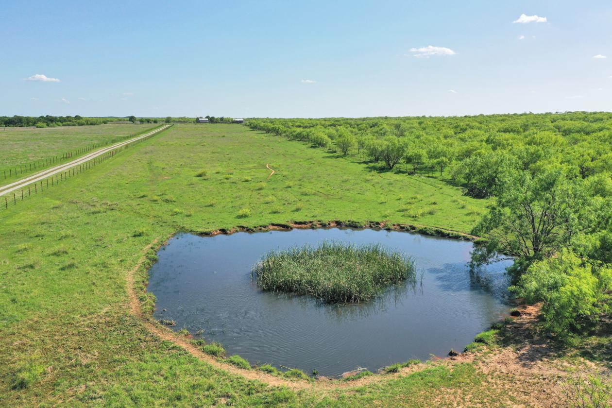 SPECTACULAR ±331 ACRE RANCH WITH MULTIPLE HOMES + - photo 21