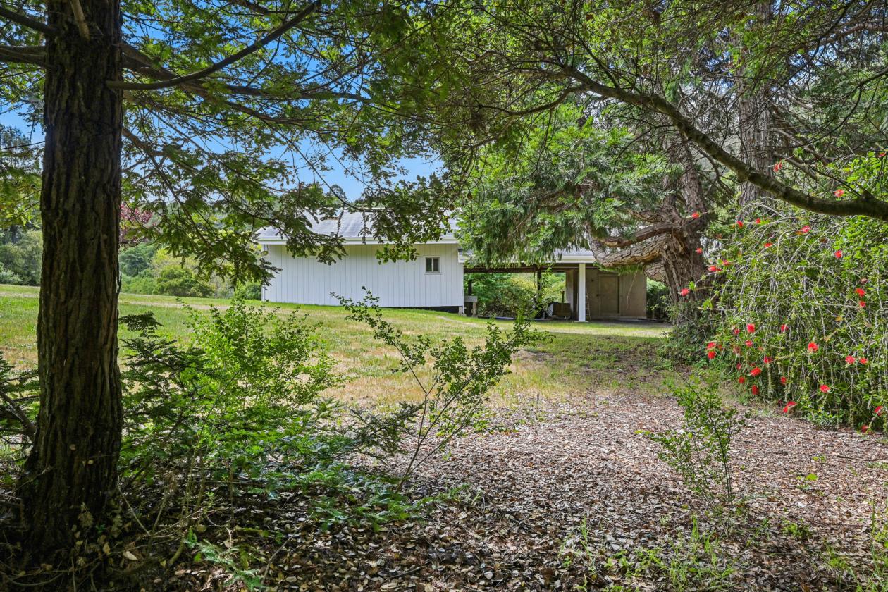California Coastal - Dogtown Farmhouse - photo 19