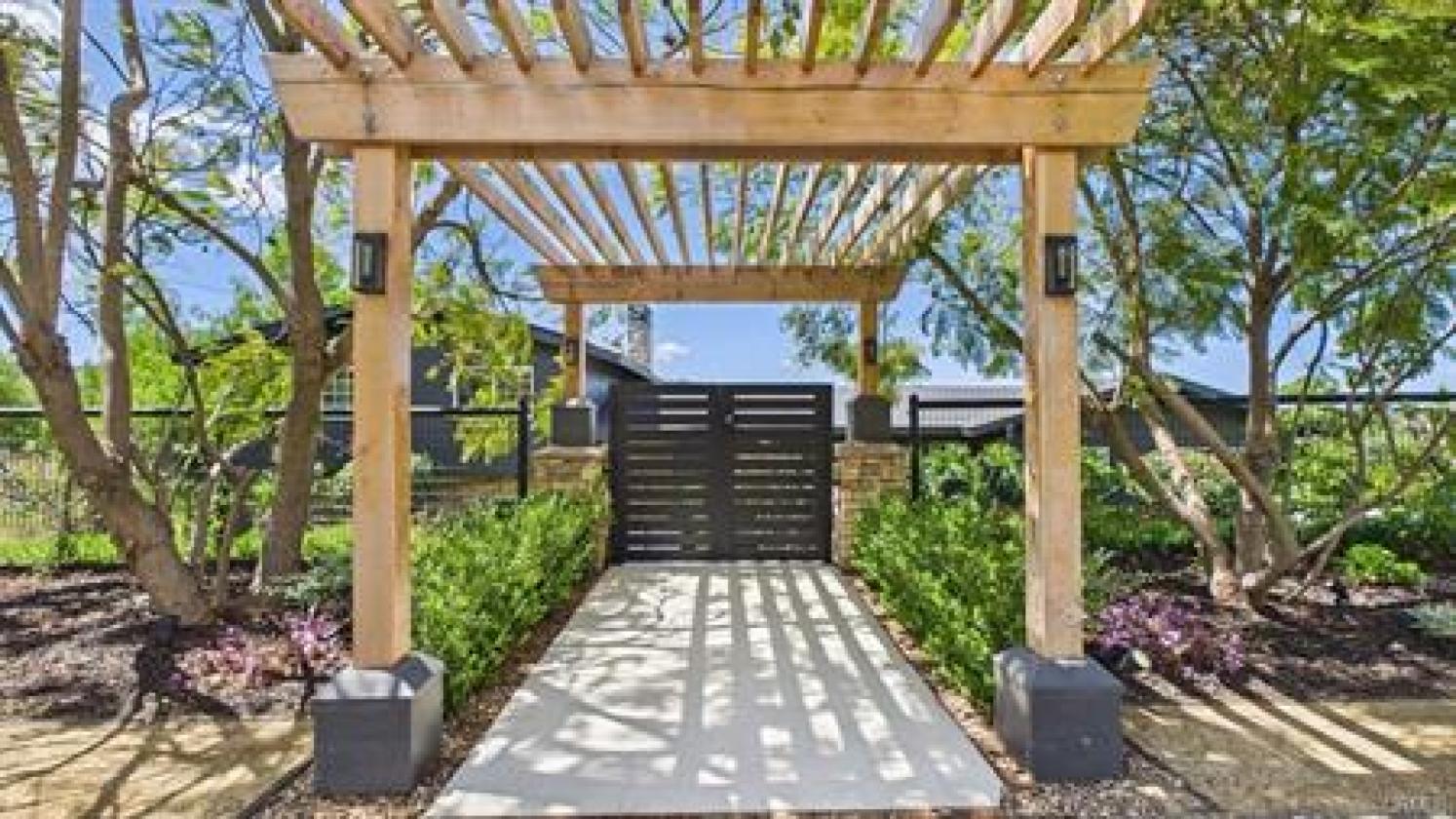 Exceptional Equestrian Estate! - photo 3