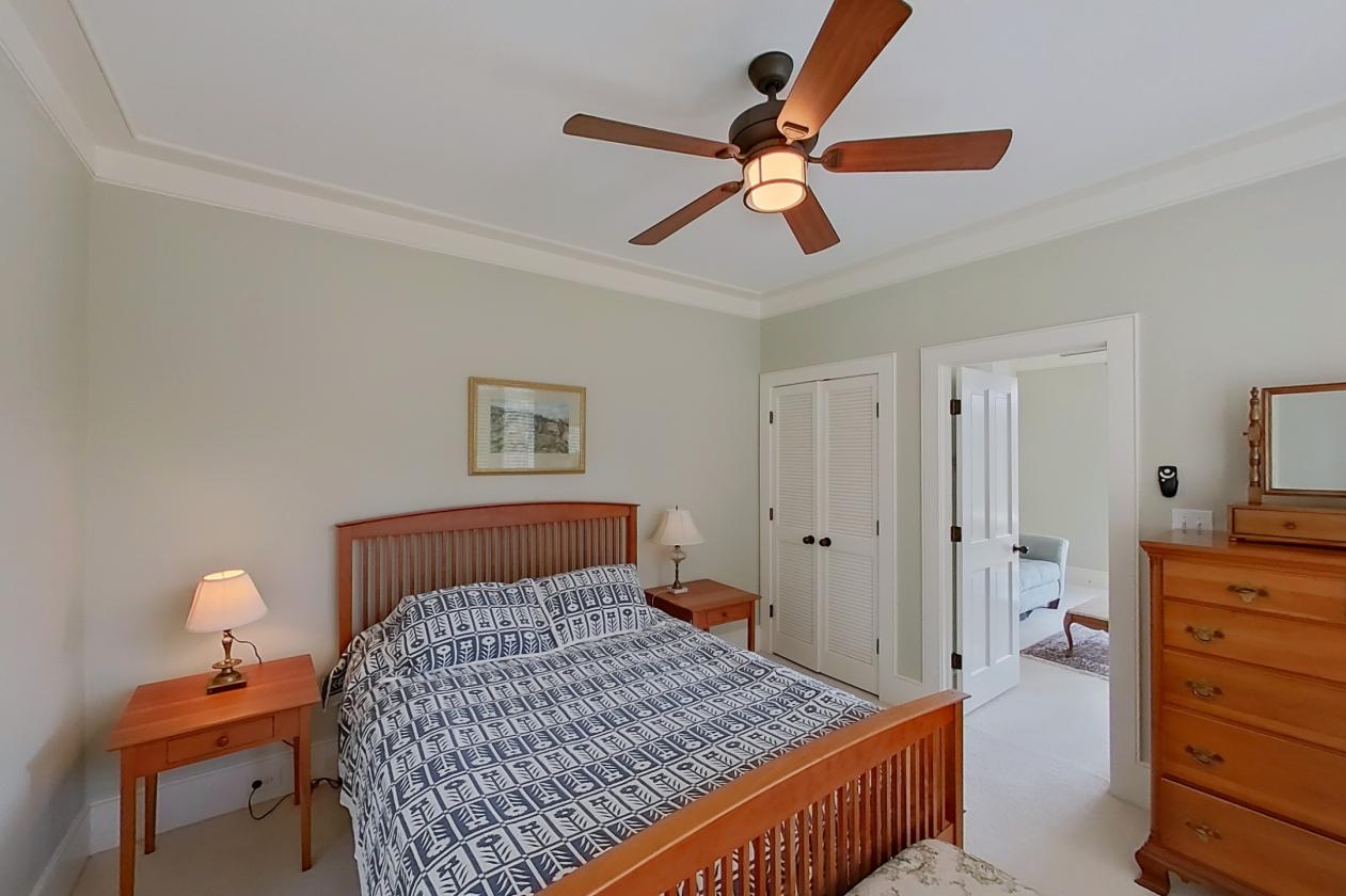 Striking Home In Brays Island Community - photo 28
